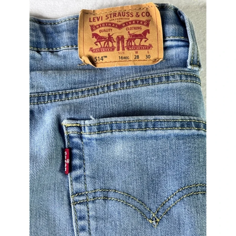 Levi's 514 Straight Fit Jeans Kids Size 16‎ Reg Blue Excellent Light Wash Denim